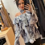 Έξωμη Φαρδιά Μπλούζα από Πτυχωτό Ύφασμα