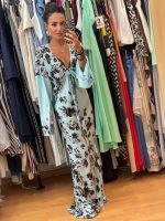 C Throu Cut Out Σατέν Μάξι Φόρεμα - Image 4