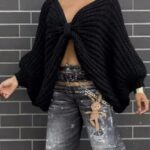 Miho's oversized πλεκτό pullover