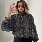 Azaka Πουά Πουκάμισο με Βολάν στην λαιμόκοψη και στις Μανσέτες
